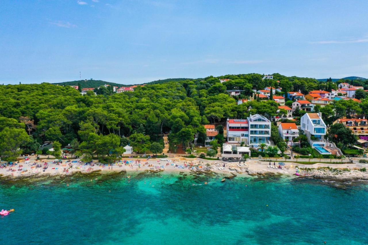 Al Mare Apartments Rovinj Exterior photo