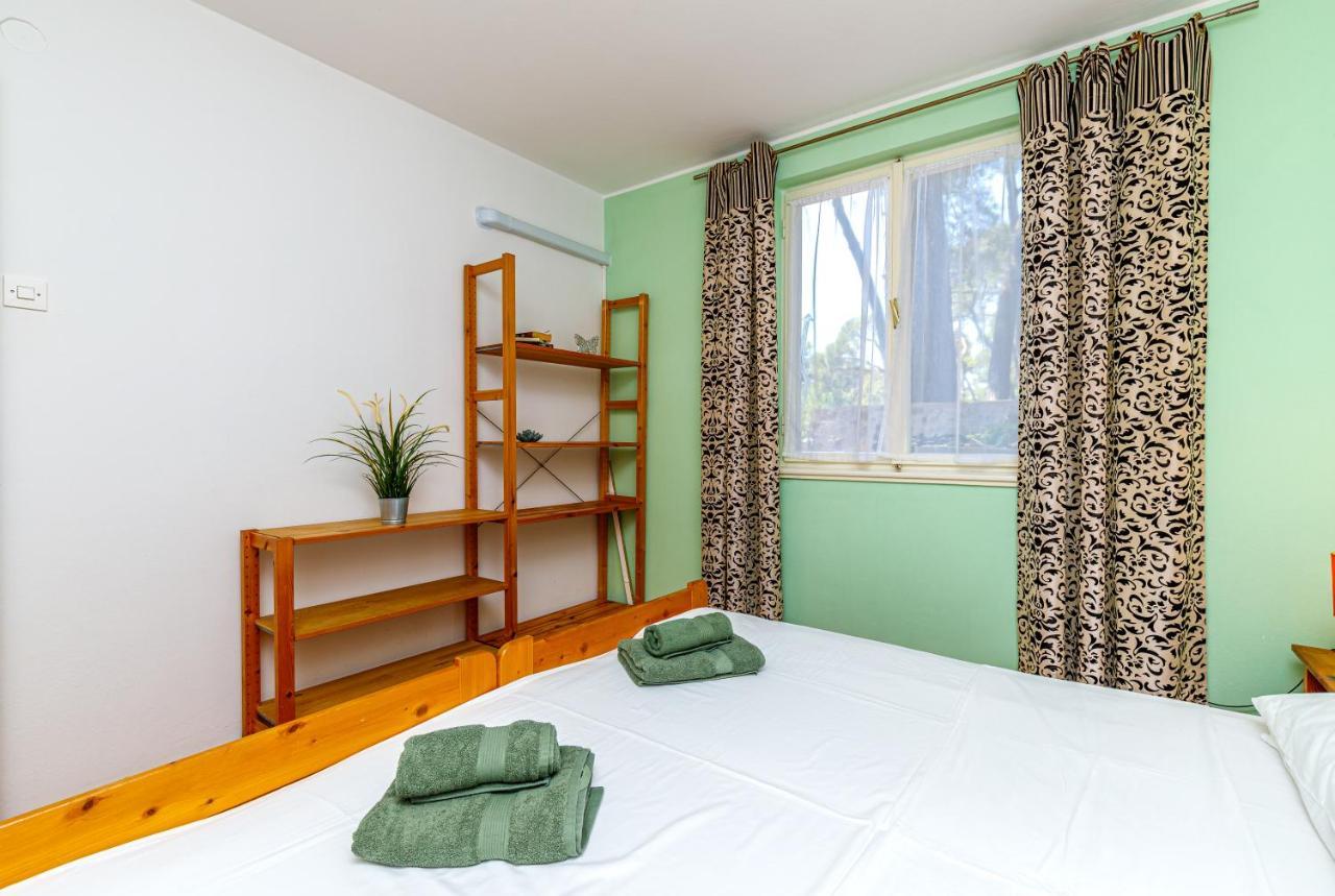 Al Mare Apartments Rovinj Exterior photo