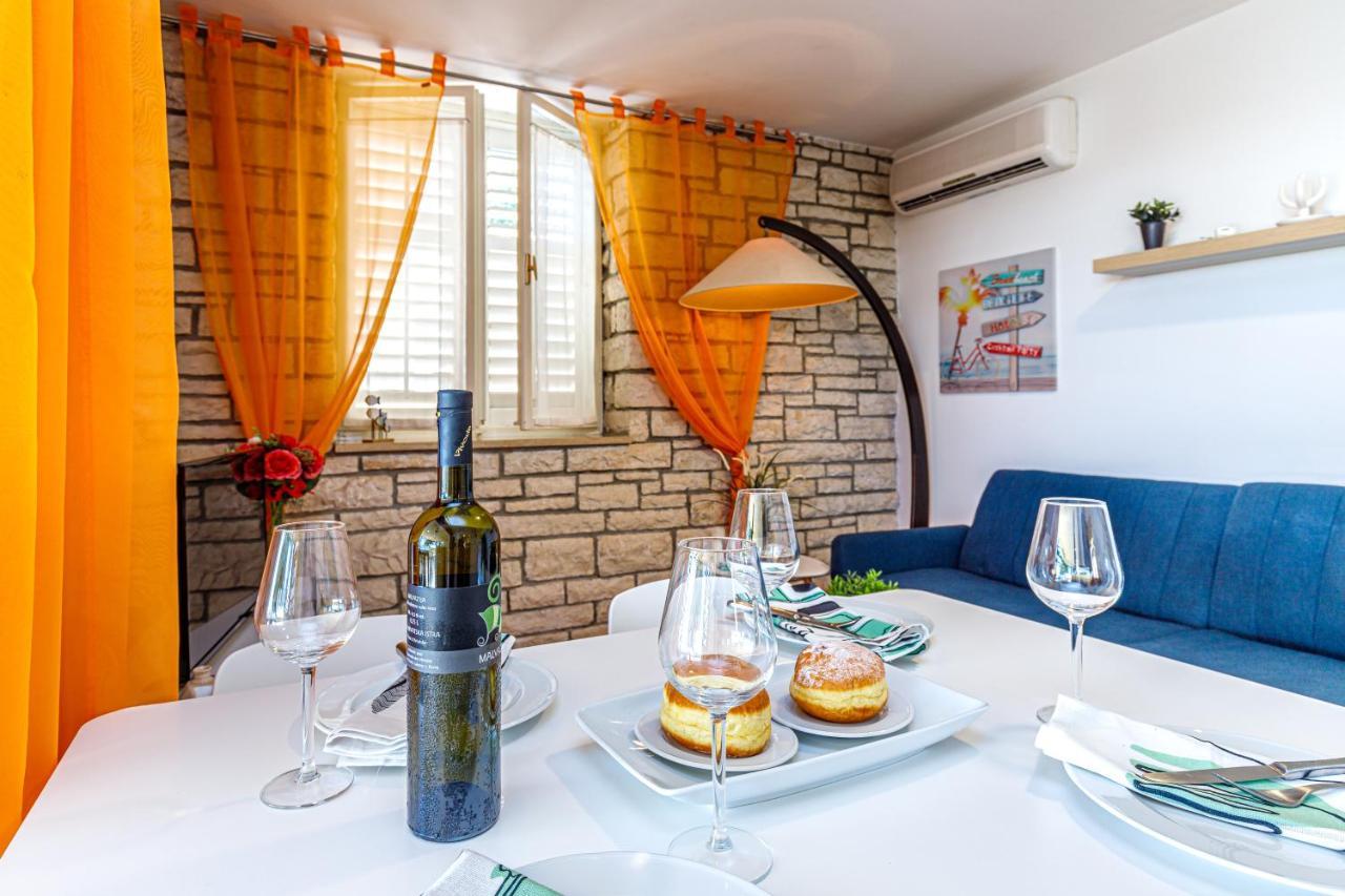 Al Mare Apartments Rovinj Exterior photo